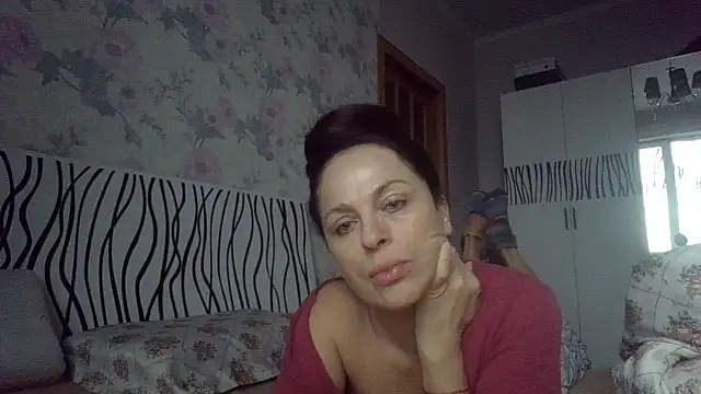 LindaStarS online show from 12/22/25, 06:10