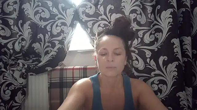 LindaStarS online show from 02/07/26, 06:50