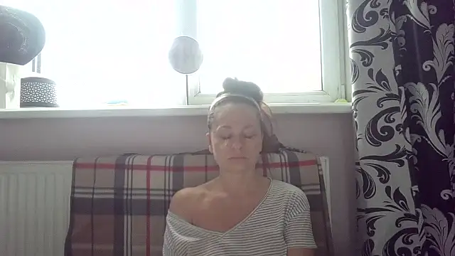 LindaStarS online show from 05/14/26, 03:35