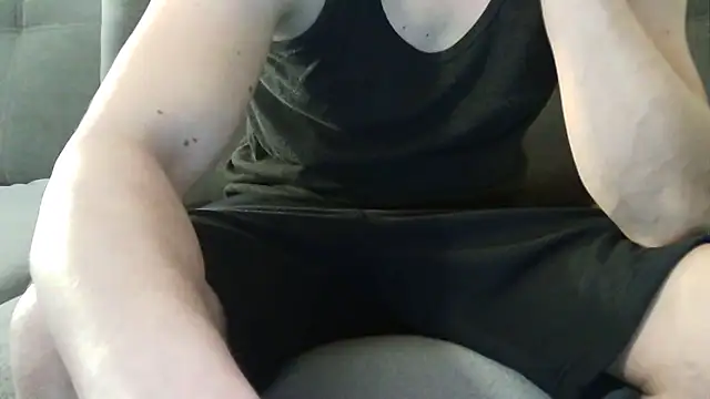 Snapshot of ShyGuyWannaTry chatting on 10/30/25, 06:15 ShyGuyWannaTry online show from 10/30/25, 06:15