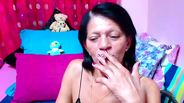 SLUTTYROXY online show from 09/17/25, 07:15