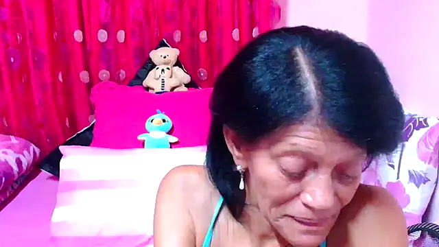 SLUTTYROXY online show from 10/30/25, 07:14