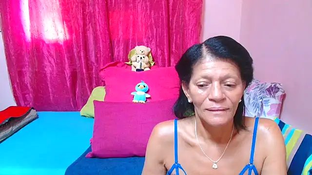 SLUTTYROXY online show from 02/04/26, 05:46