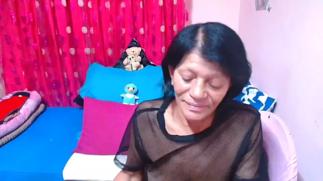 SLUTTYROXY online show from 04/17/26, 08:01