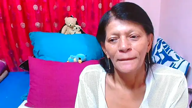 SLUTTYROXY online show from 04/18/26, 11:25