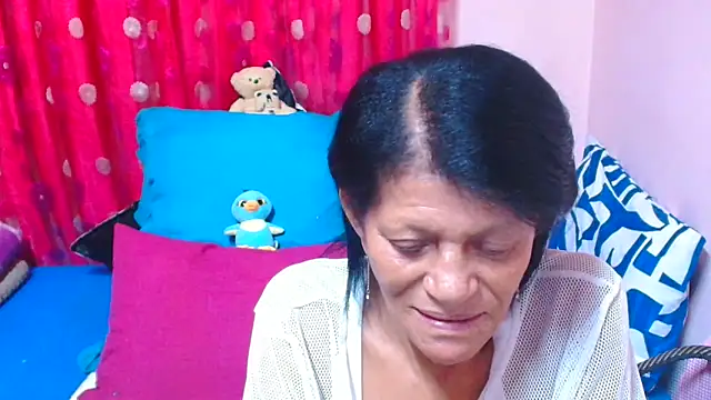 SLUTTYROXY online show from 04/18/26, 07:07