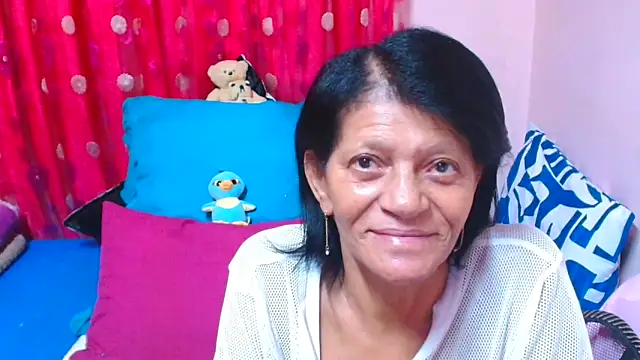 SLUTTYROXY online show from 04/18/26, 07:58