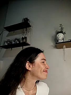 loveuu-bae online show from 12/04/24, 11:46