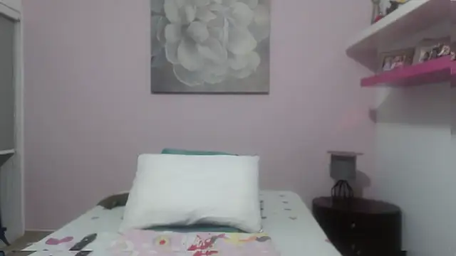 CindyCrawford online show from 03/23/25, 04:16