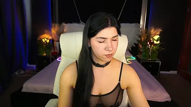 EmilyCandyy online show from 05/09/26, 06:18