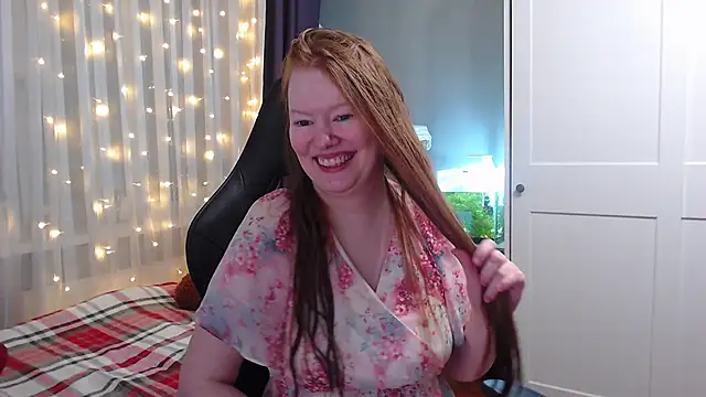 Snapshot of Lady_Inari chatting on 01/10/25, 05:02 Lady Inari online show from 01/10/25, 05:02