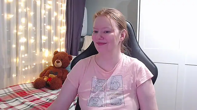 Snapshot of Lady_Inari chatting on 01/19/25, 06:32 Lady Inari online show from 01/19/25, 06:32