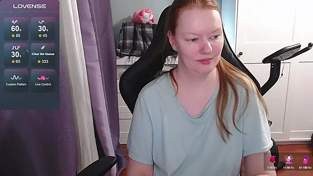 Snapshot of Lady_Inari chatting on 09/23/25, 06:44 Lady Inari online show from 09/23/25, 06:44