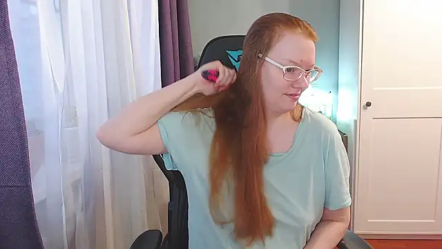 Snapshot of Lady_Inari chatting on 11/06/25, 12:06 Lady Inari online show from 11/06/25, 12:06