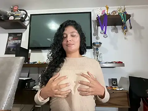 kinky milaxh online show from 03/06/26, 02:08