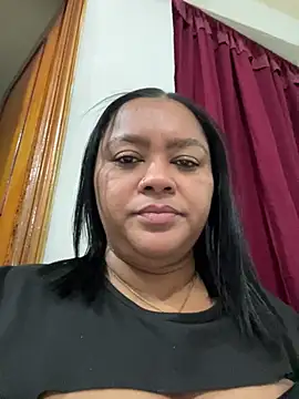 yanza2002 online show from 02/07/26, 11:19