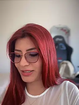 LINDA PATTY94 online show from 01/19/25, 02:28