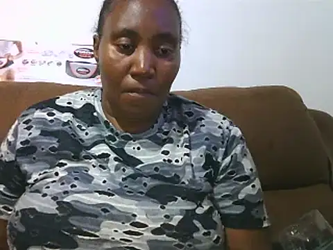 ebonytitts4u online show from 12/04/25, 07:33