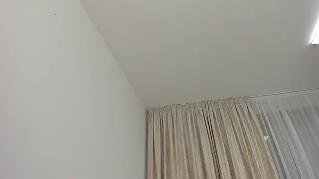 Snapshot of lissababe1 chatting on 03/04/25, 05:45 lissababe1 online show from 03/04/25, 05:45