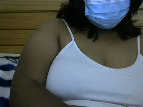 Artinah22 online show from 10/14/25, 07:47