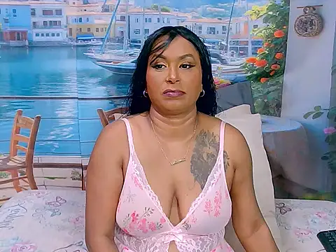 Snapshot of indiansparkle chatting on 10/06/25, 04:48 indiansparkle online show from 10/06/25, 04:48