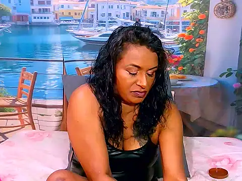 Snapshot of indiansparkle chatting on 12/03/25, 06:28 indiansparkle online show from 12/03/25, 06:28