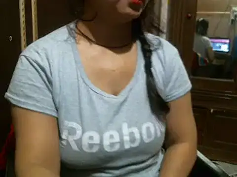 Snapshot of UrsMansi chatting on 01/03/25, 04:22 UrsMansi online show from 01/03/25, 04:22