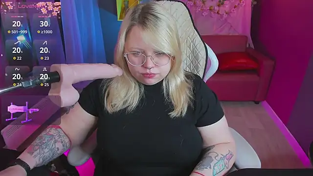 Yoki Shizuko online show from 04/11/26, 06:07