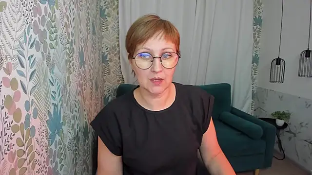 Paris Cherry online show from 02/20/25, 04:14