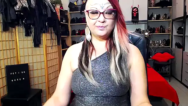 LindaDaemonX online show from 04/15/26, 06:31