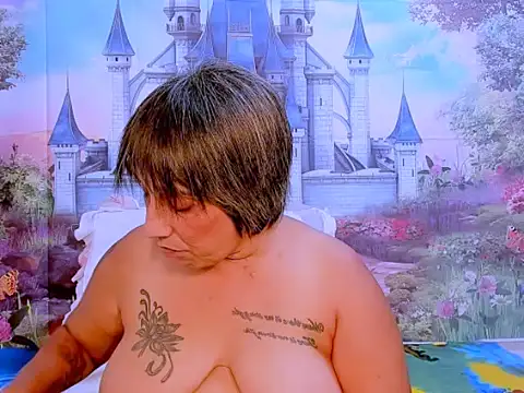 indianroxy online show from 09/15/25, 04:18