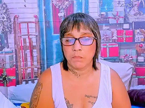 indianroxy online show from 12/20/25, 09:22