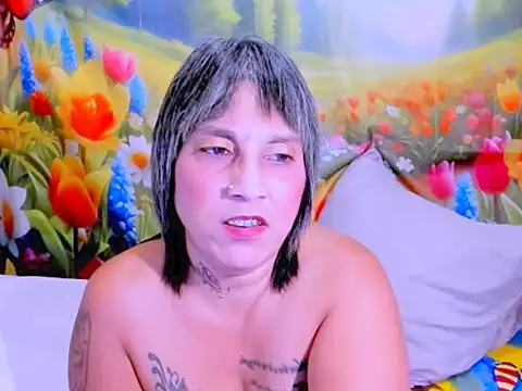 indianroxy online show from 04/17/26, 10:13