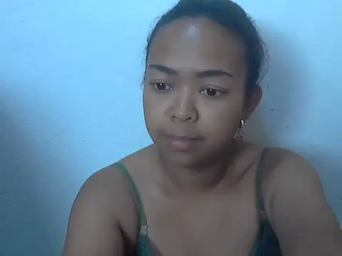 Snapshot of milkboobsgirl chatting on 07/15/26, 04:40 milkboobsgirl online show from 07/15/26, 04:40
