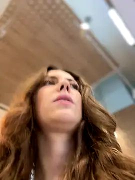 MariiD online show from 10/29/25, 09:11