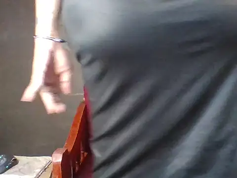 BellaJanna online show from 02/04/26, 05:19