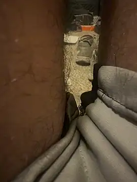 Snapshot of mikeylong chatting on 02/09/26, 09:13 mikeylong online show from 02/09/26, 09:13