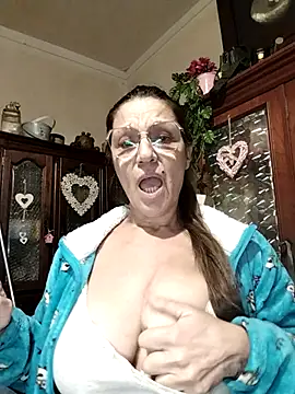 Melmamalhudaxh online show from 03/18/26, 10:02