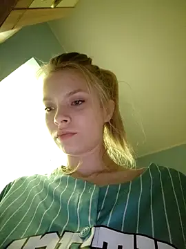 AnastasiaAniess online show from 02/01/25, 05:37