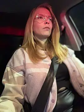 AnastasiaAniess online show from 11/13/25, 06:29