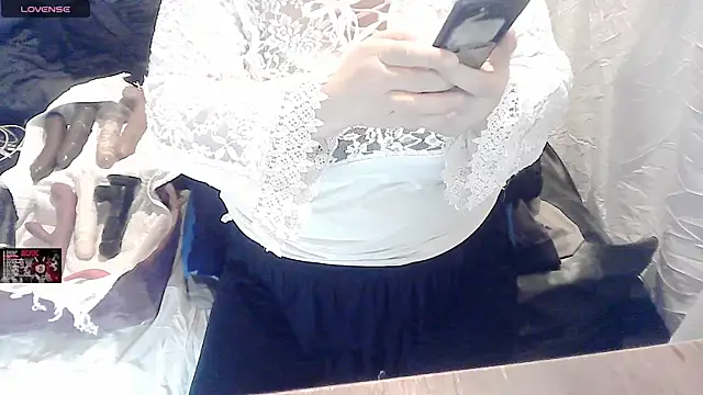 tatli bela online show from 02/05/25, 01:22