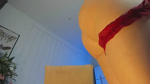 LilianKroft online show from 01/03/25, 02:30