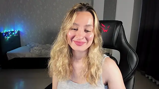 EllaFresh online show from 06/18/26, 02:12