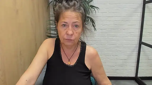 LindaPassionate online show from 09/12/25, 05:18