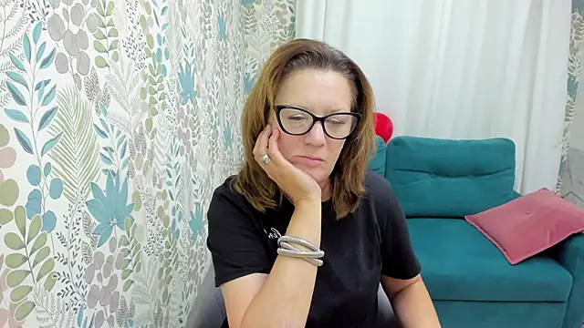 LeaPure online show from 09/13/25, 05:18