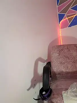 Snapshot of violetaass chatting on 10/11/25, 10:52 violetaass online show from 10/11/25, 10:52