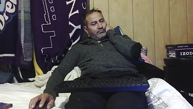 Snapshot of dantehot2020 chatting on 02/06/26, 01:21 dantehot2020 online show from 02/06/26, 01:21