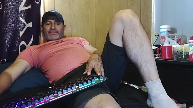 Snapshot of dantehot2020 chatting on 02/22/26, 09:35 dantehot2020 online show from 02/22/26, 09:35