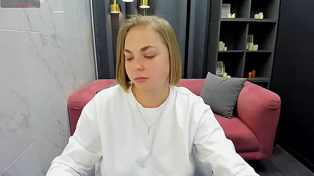 Snapshot of TataArdent chatting on 12/24/24, 08:27 TataArdent online show from 12/24/24, 08:27