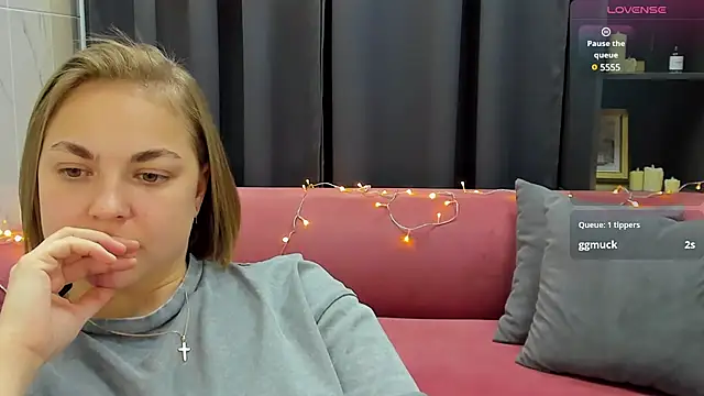 Snapshot of TataArdent chatting on 01/14/25, 08:15 TataArdent online show from 01/14/25, 08:15